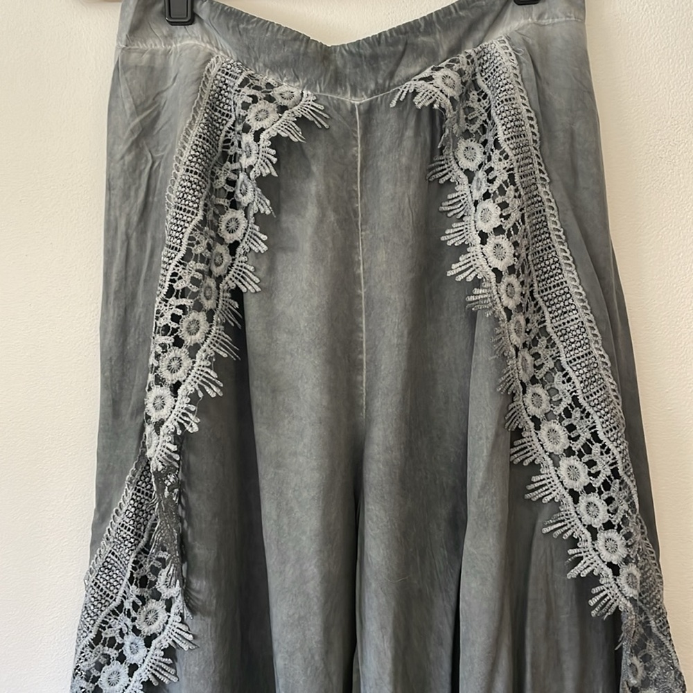 NWT Simply Couture Layered Lace Trim Wide Leg Flowy Boho Pants XL - Picture 5 of 10